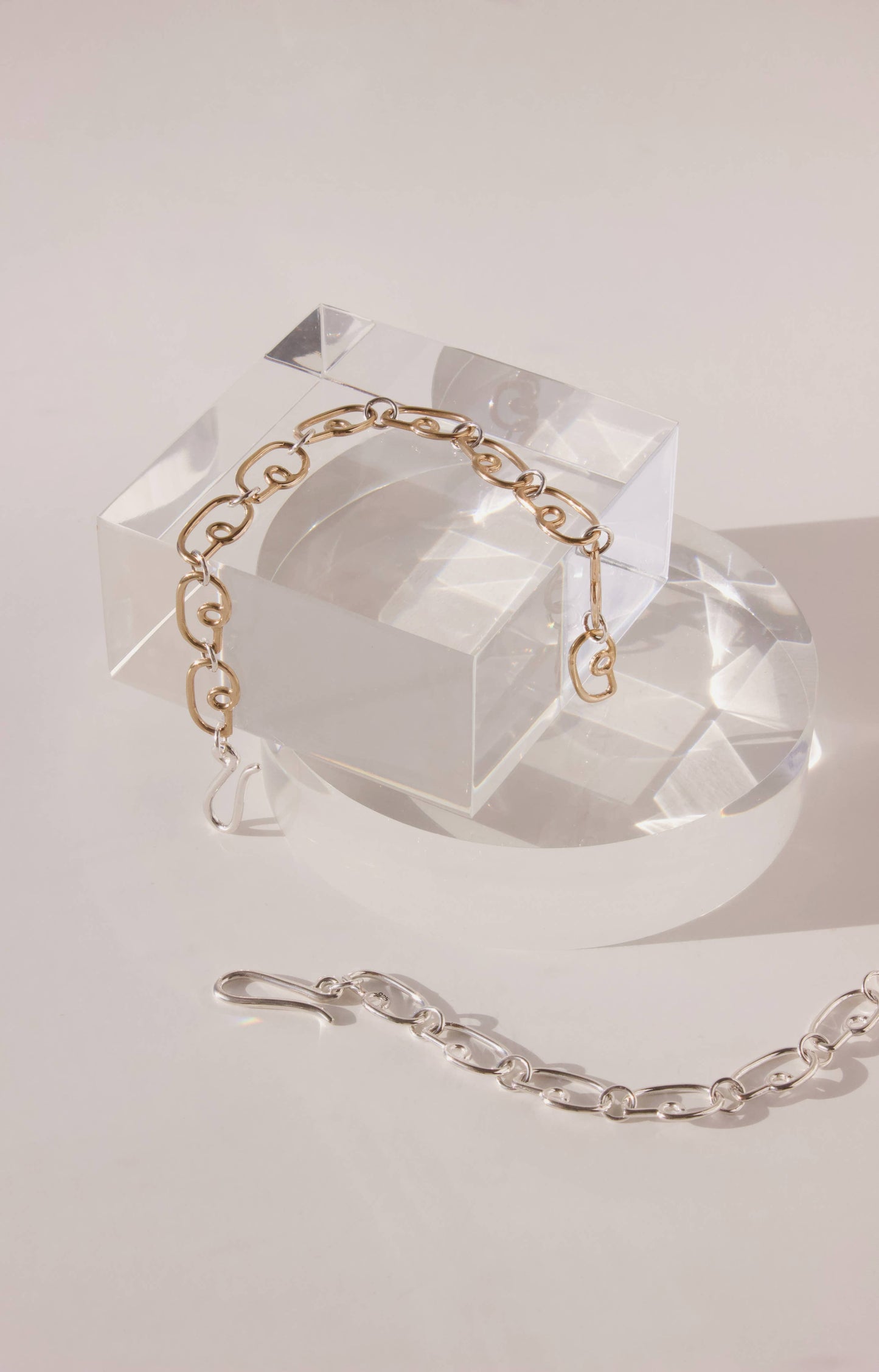 Abstract Chain Link Bracelet, Profile, Chunky Chain 